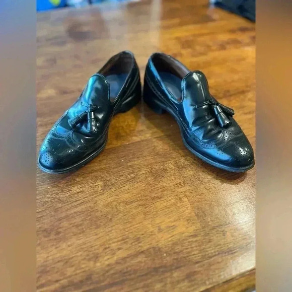 Allen Edmonds Berwick Leather Dress shoes. Size 6.5 - Picture 8 of 10